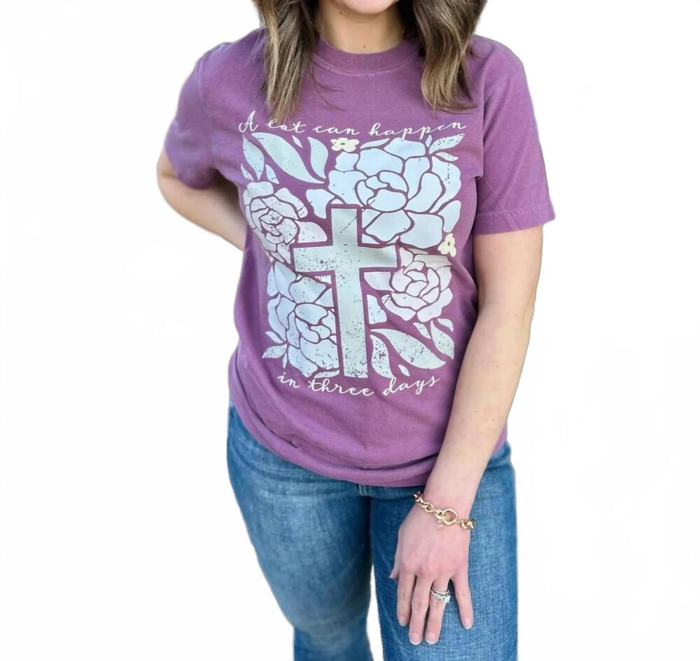 NEW SCRIPTED PEARL a lot can happen in three days short sleeve tee in berry